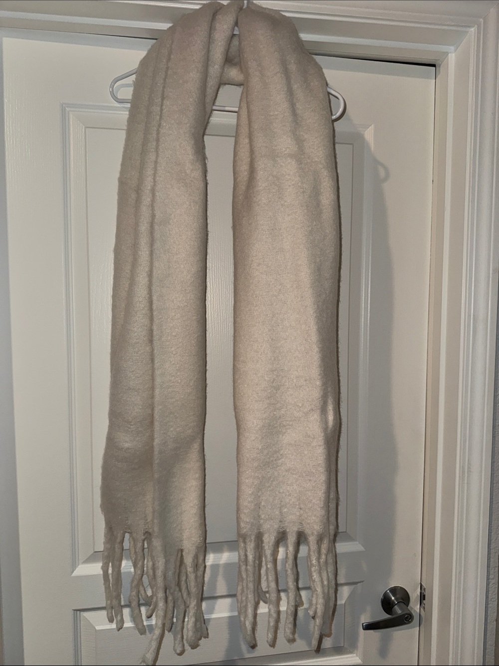 American Eagle Outfitters Cream Fringe Scarf